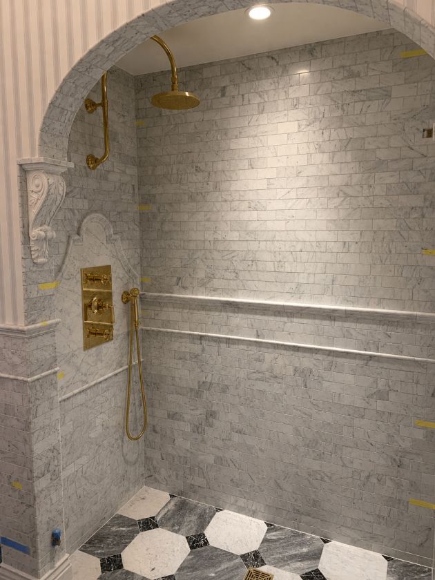 Feature tile bathroom